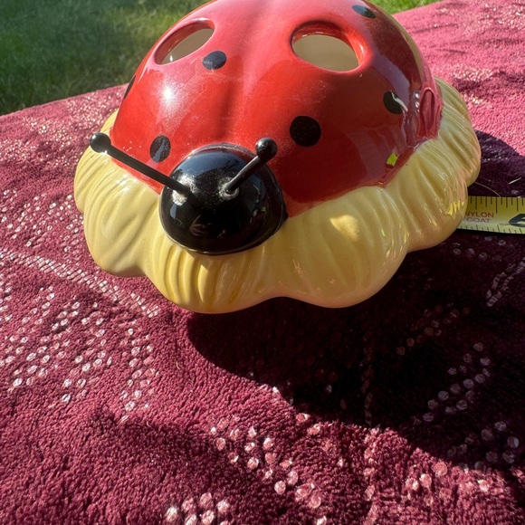 Ceramic lady bug - Picture 3 of 5